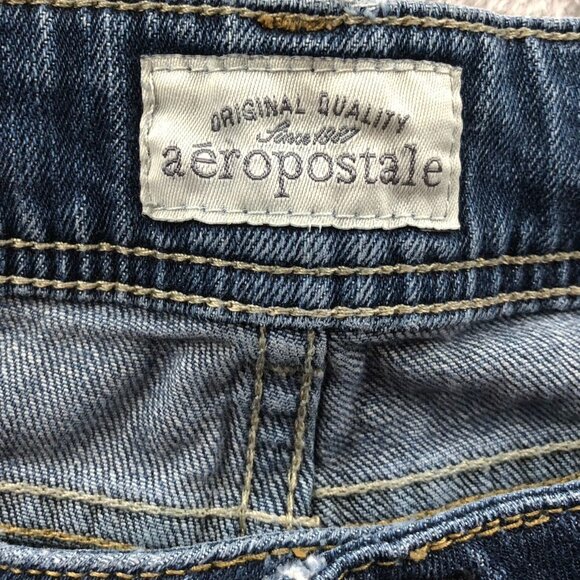 Aeropostale Womens Hailey Flare Jeans Size 5/6 Short Blue Denim Casual Classic - Picture 3 of 16
